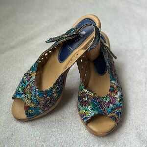 Spring step heeled sandals